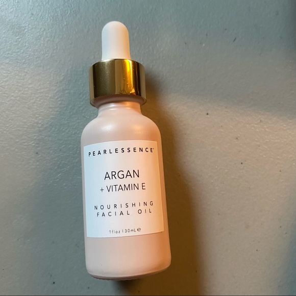 Set of 3 Pearlessence Serums: Rosehip & C Oil, Argan & E Oil, Vit C & Hyaluronic - Picture 8 of 8